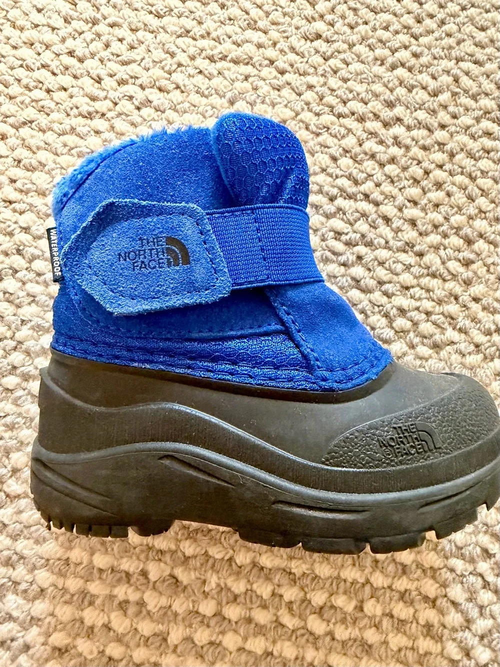 The North Face Alpenglow II Waterproof Insulated Winter Boots | Toddler Size 6 |